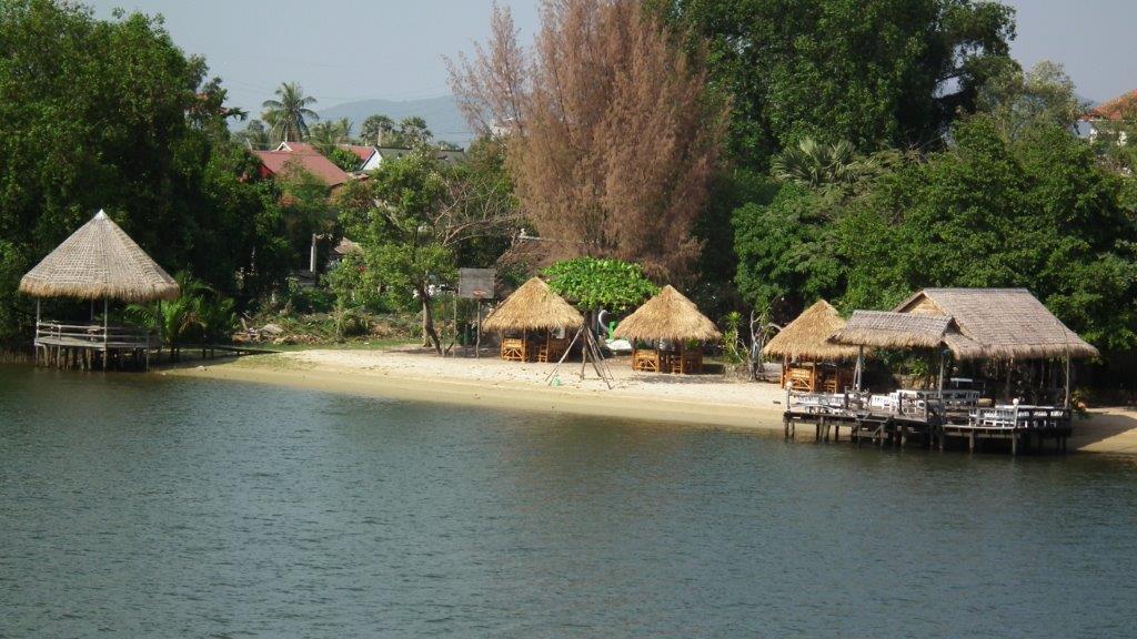 kampot ville du Sud  situe entre Sihanoukville  et kep